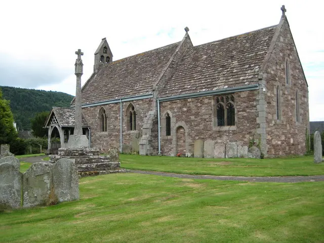 St Leonard