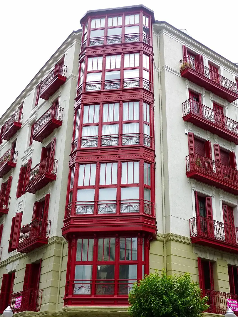 Calle Henao