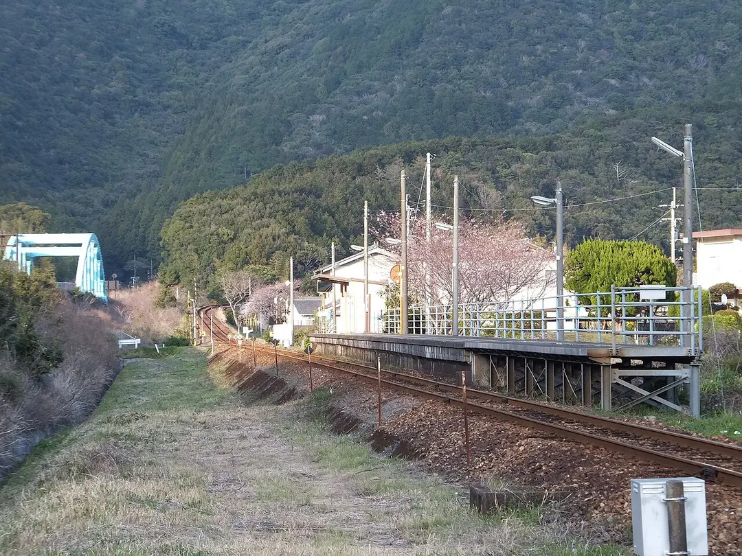 Kitagawachi Station
