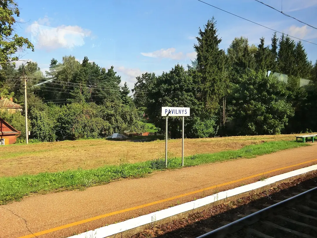 Pavilnys train station