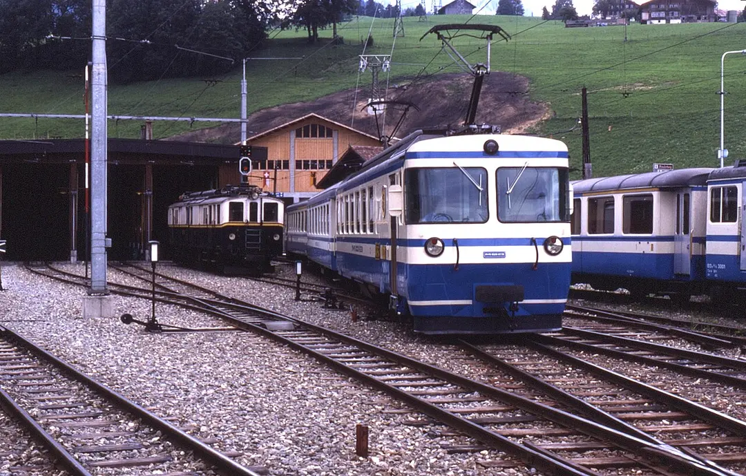 Zweisimmen railway station