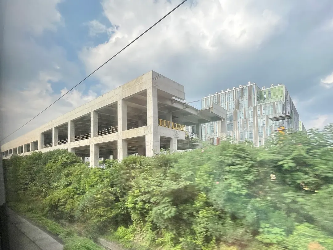 Zhongchun Road station