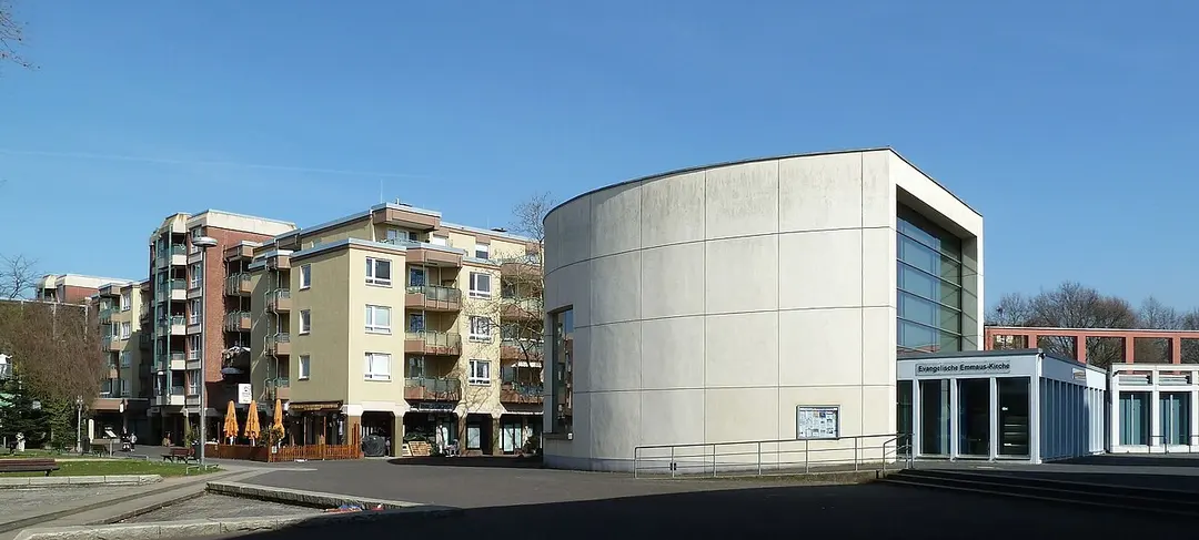 Emmaus-Kirche