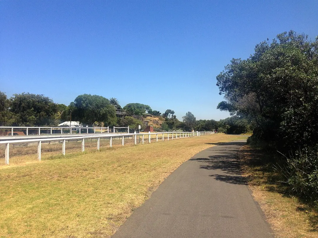 Queenscliff railway station