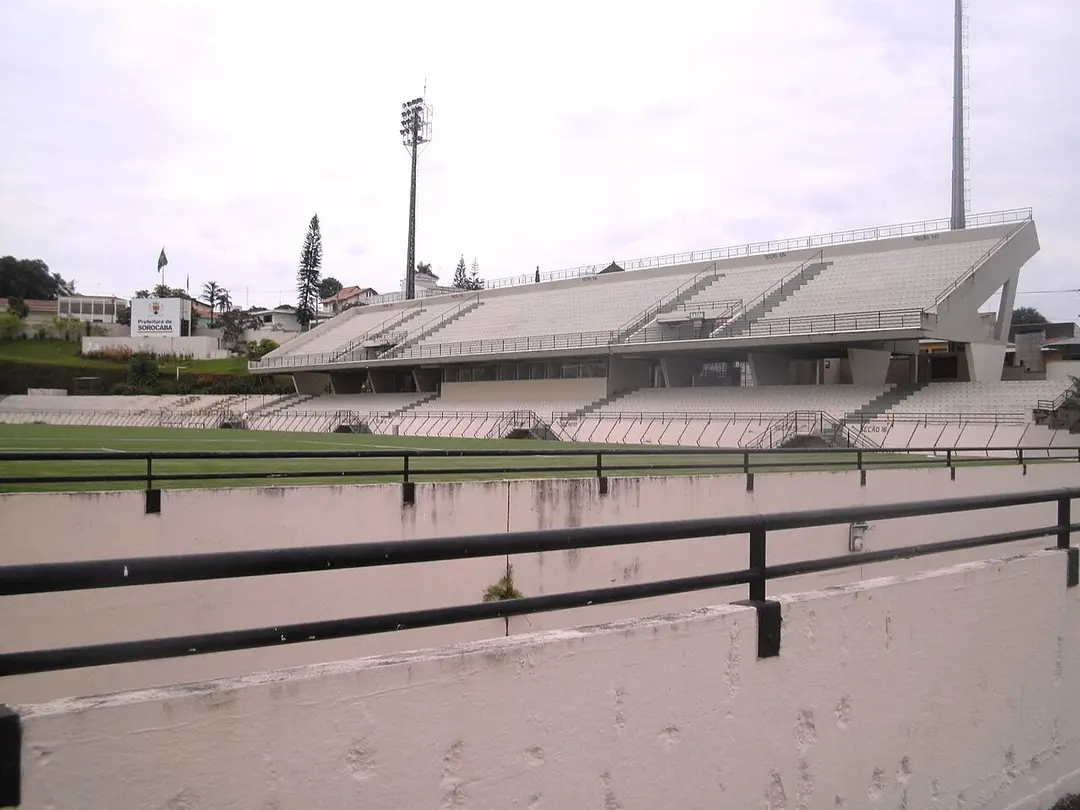 Estádio Municipal Walter Ribeiro