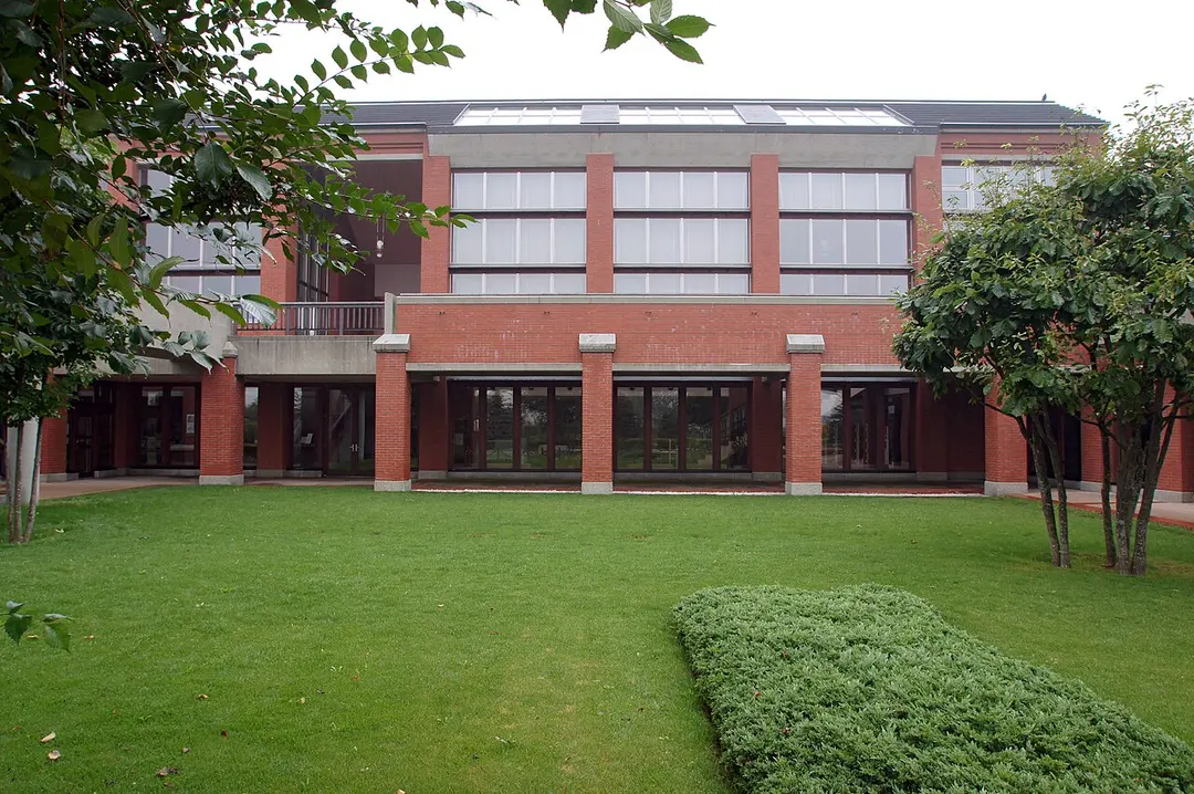 Kushiro Art Museum
