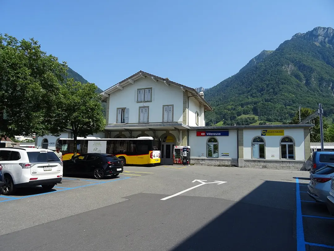 Villeneuve railway station