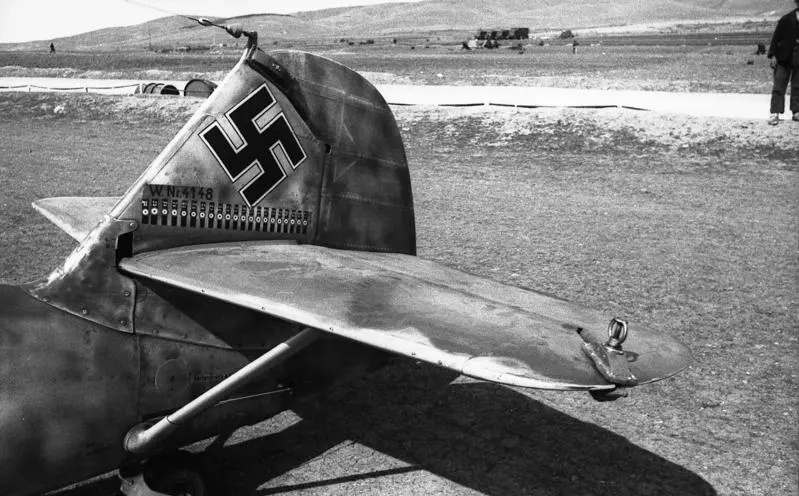 Militärflugplatz Elefsina