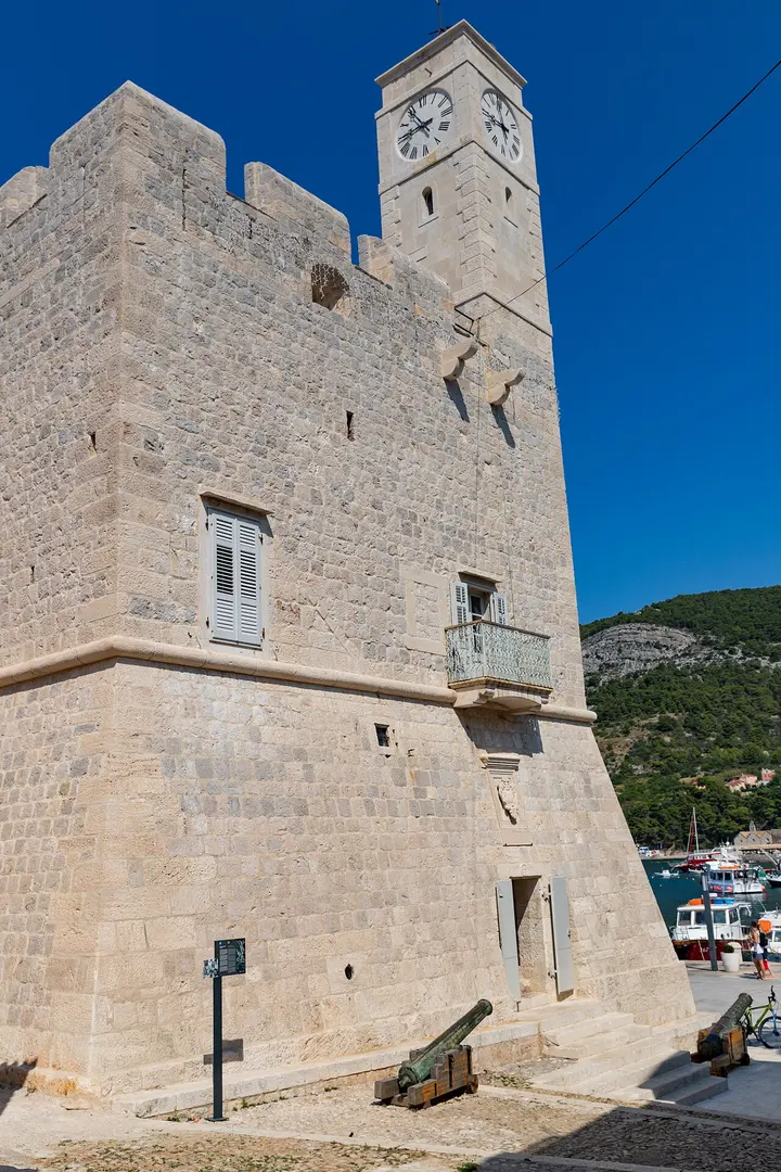 Kaštel