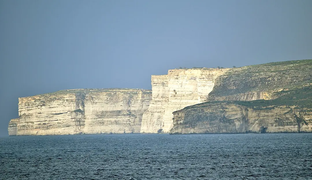 Ta' Ċenċ Cliff