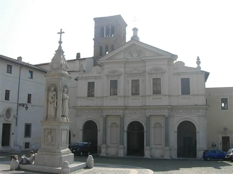 Basilika von St. Bartholomäus auf der Insel