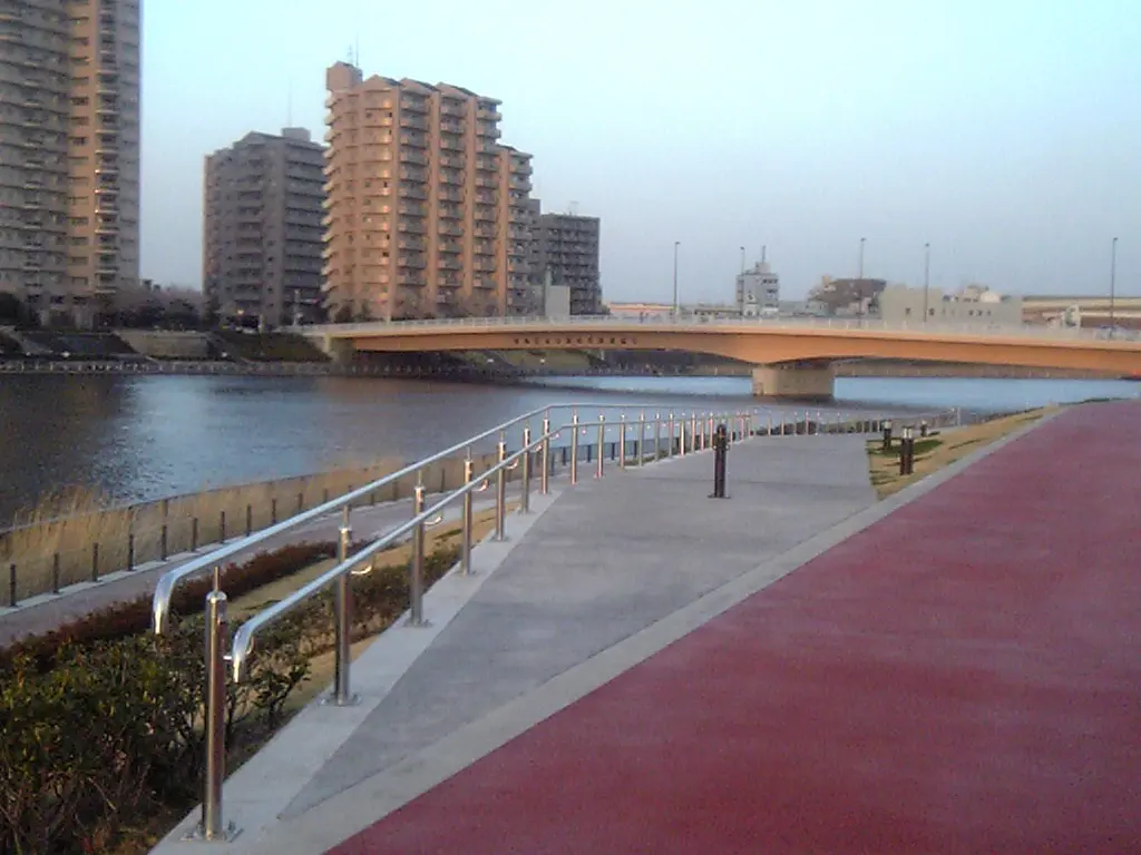 千住汐入大橋