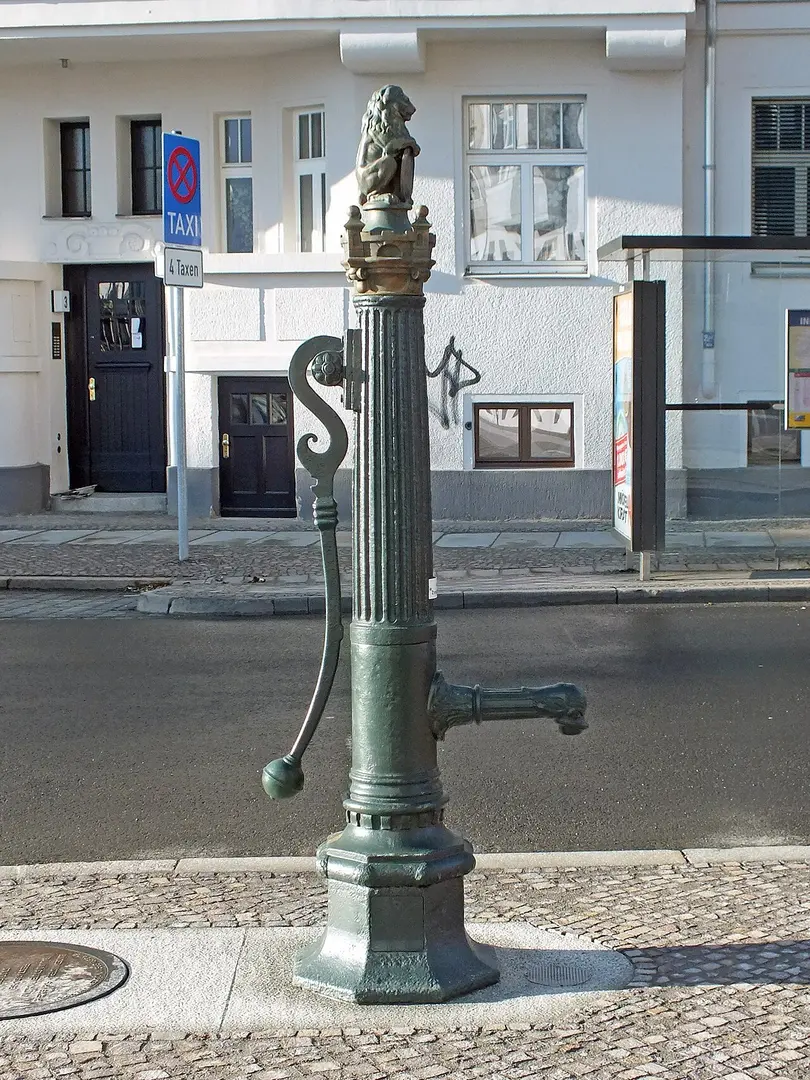 Handschwengelpumpe Blücherstraße