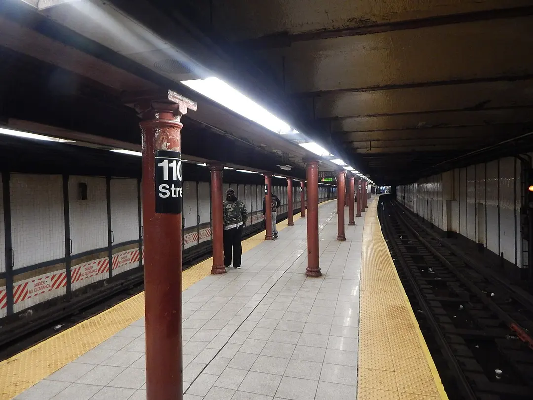 110 St–Malcolm X Plaza