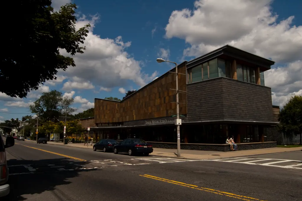 Honan-Allston Branch Library
