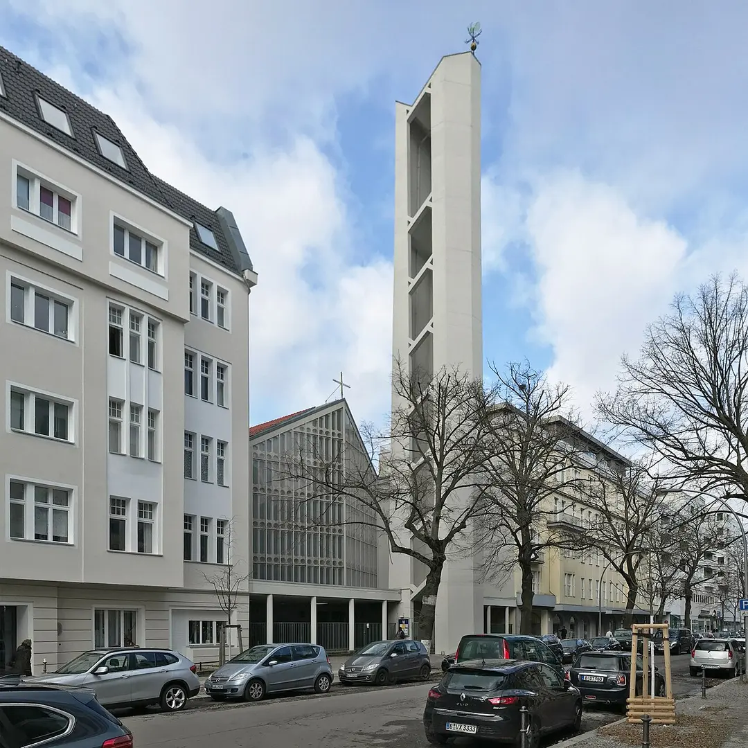 Sankt-Albertus-Magnus-Kirche