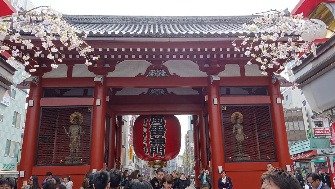 Kaminari-mon