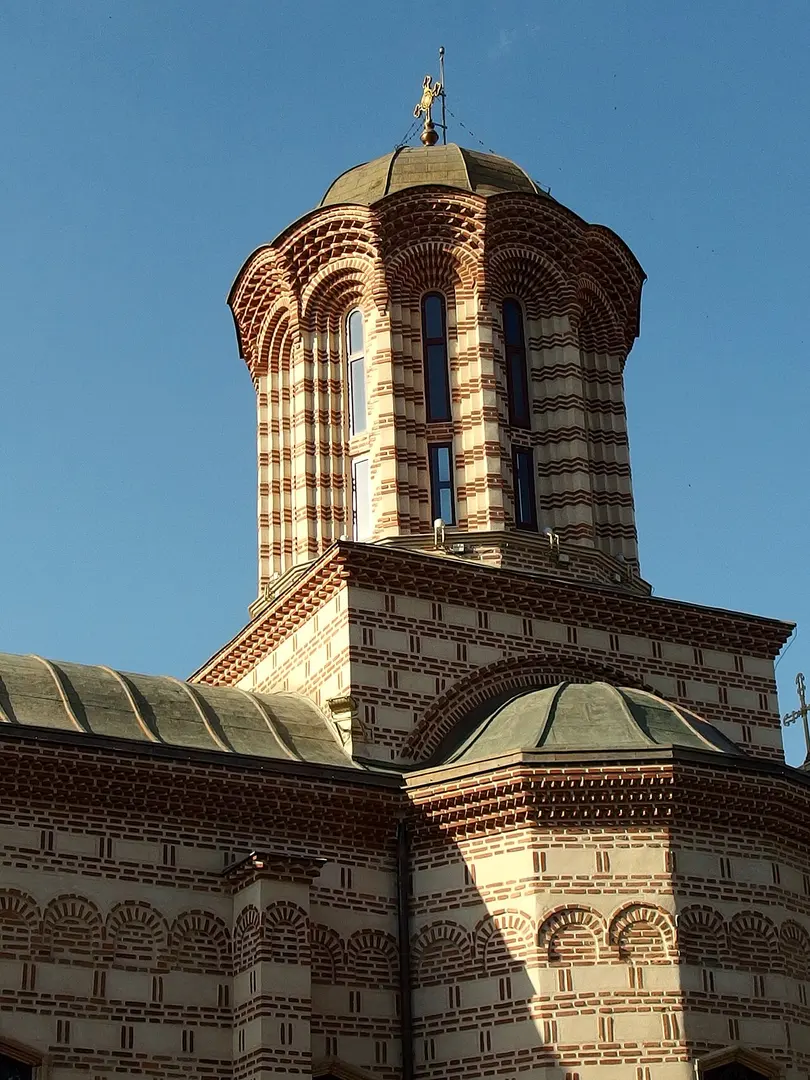 Curtea Veche Church
