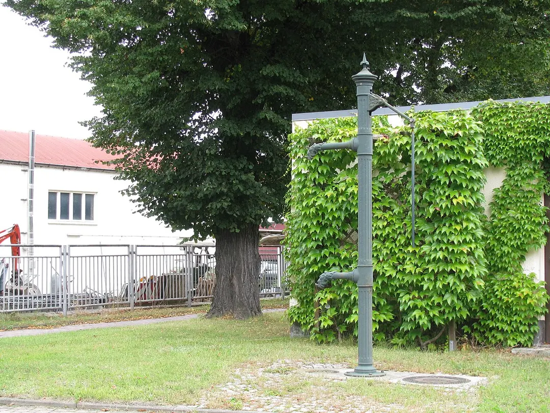 Handschwengelpumpe Roßmarkt