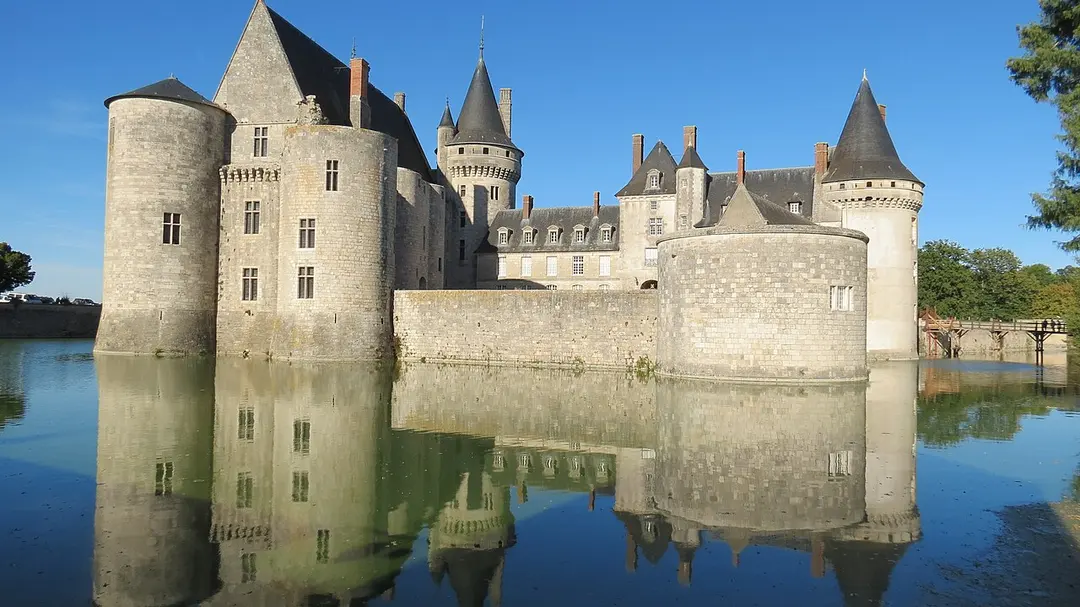 Schloss Sully-sur-Loire