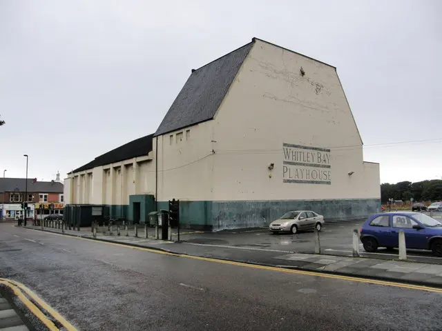 PLAYHOUSE