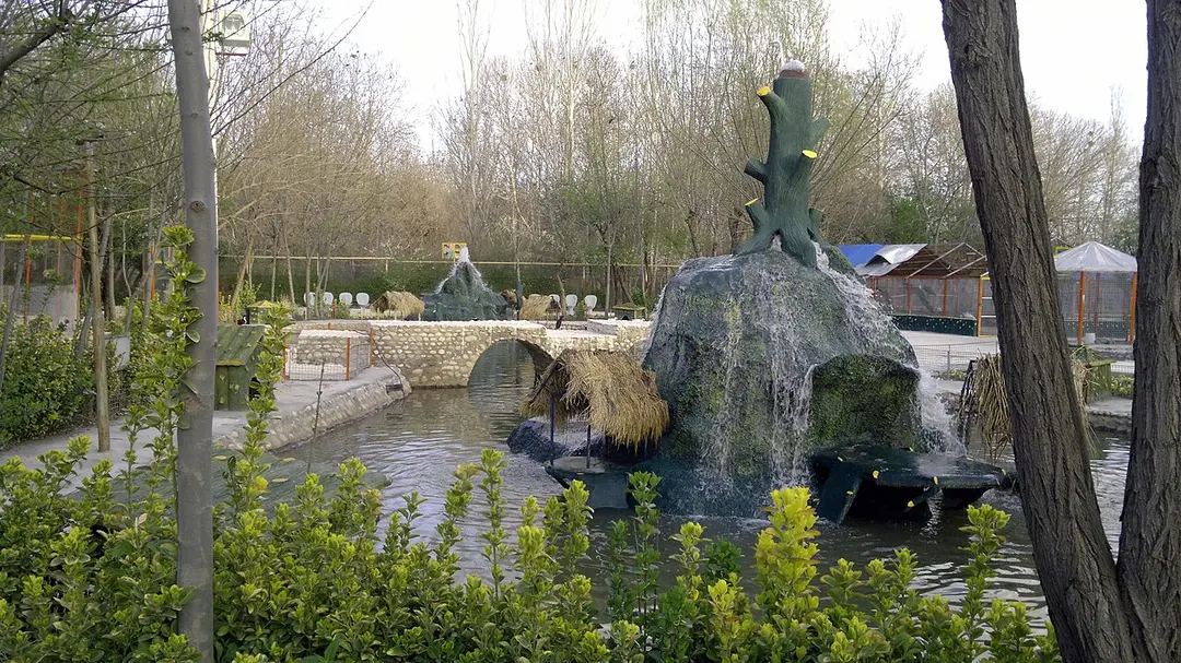 Fadak Bird Garden