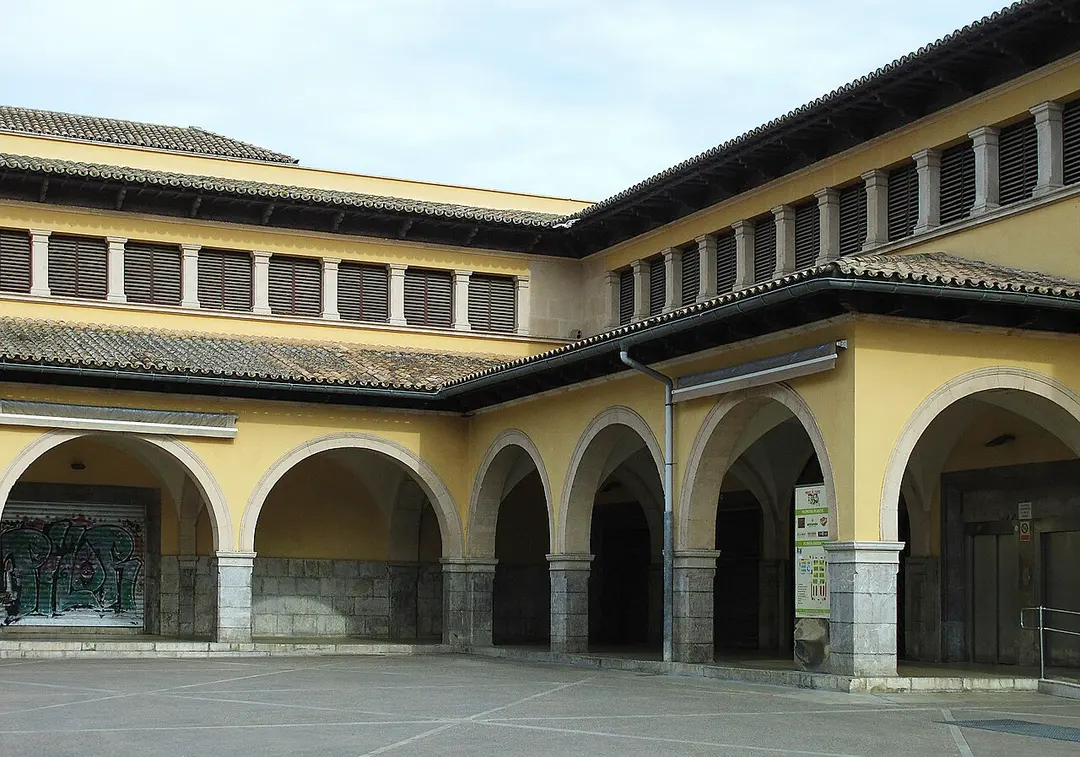 Central Market Olivar