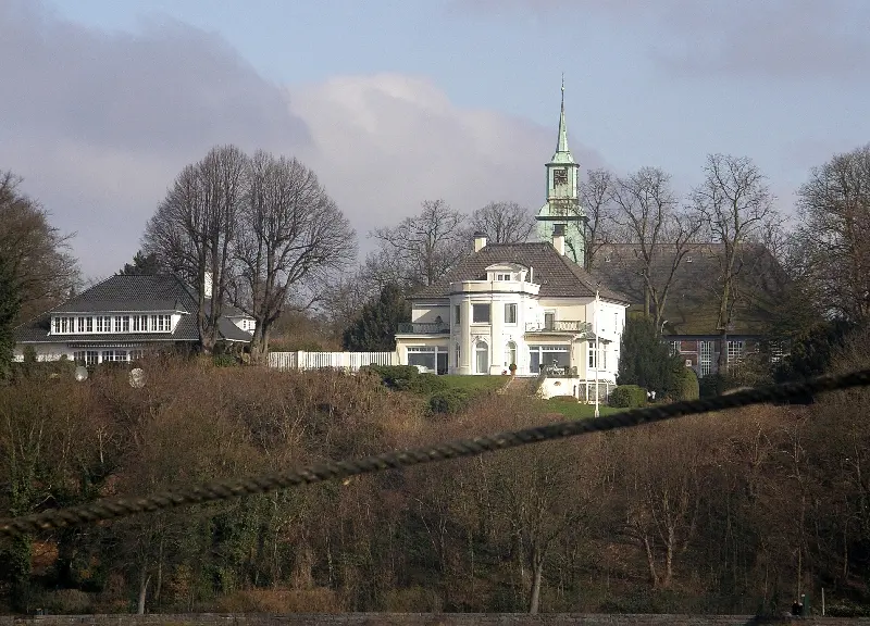 Nienstedtener Kirche