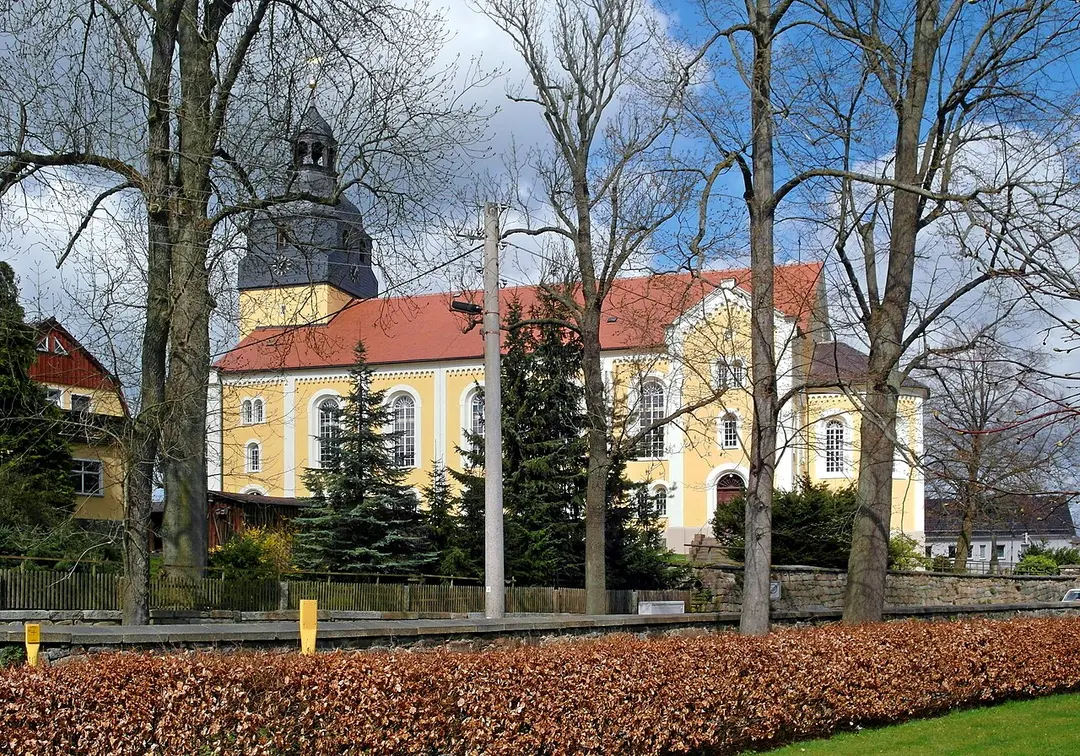 Kirche Steinigtwolmsdorf