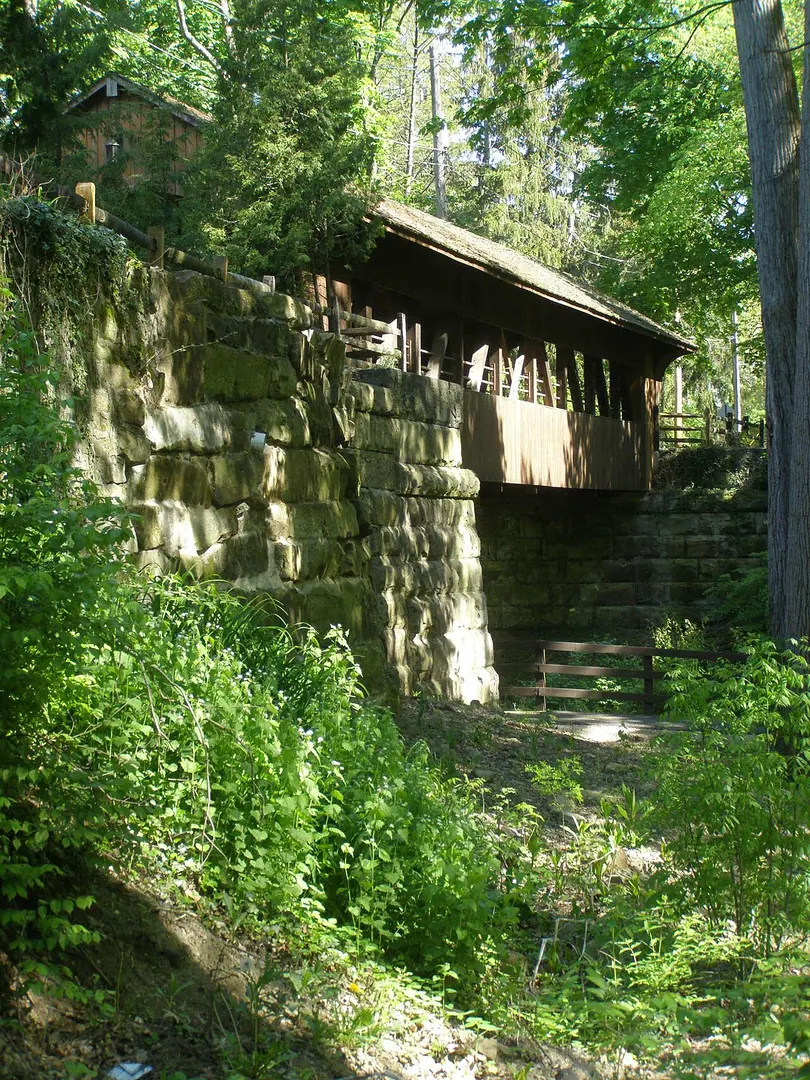 Charles A. Harding Memorial Bridge
