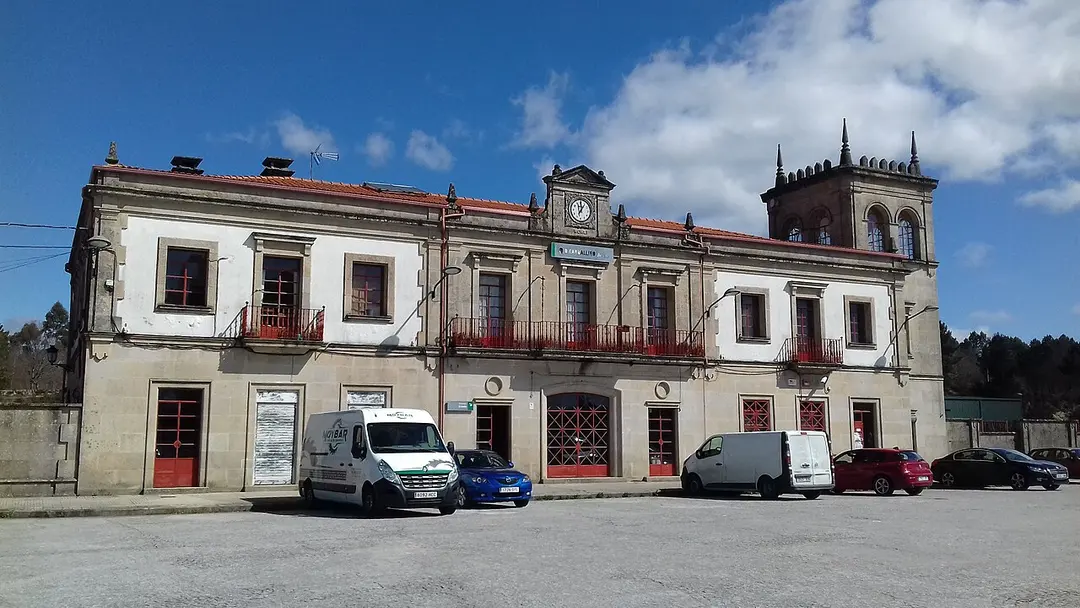 Carballino train station