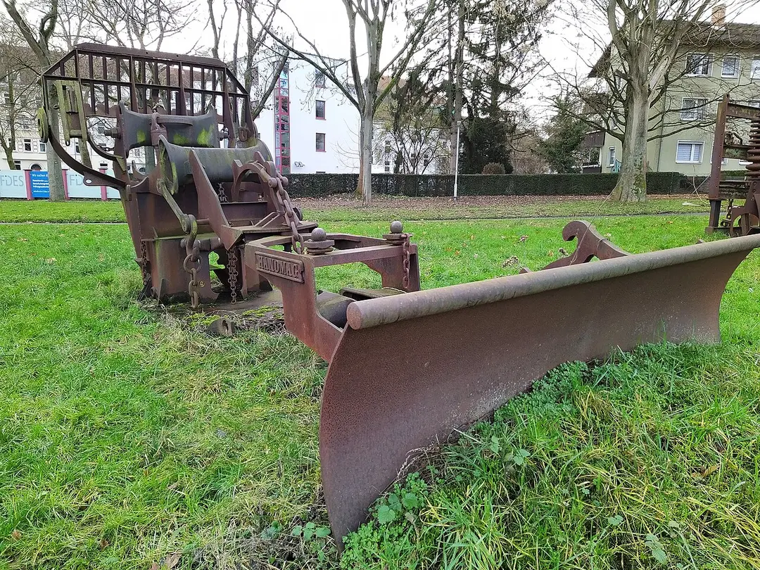 Erdbeweger Hanomag