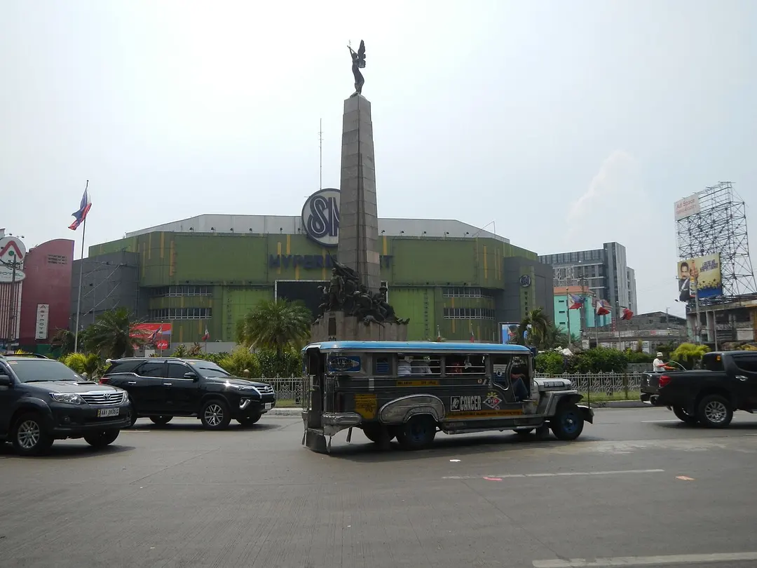 Bonifacio Monument