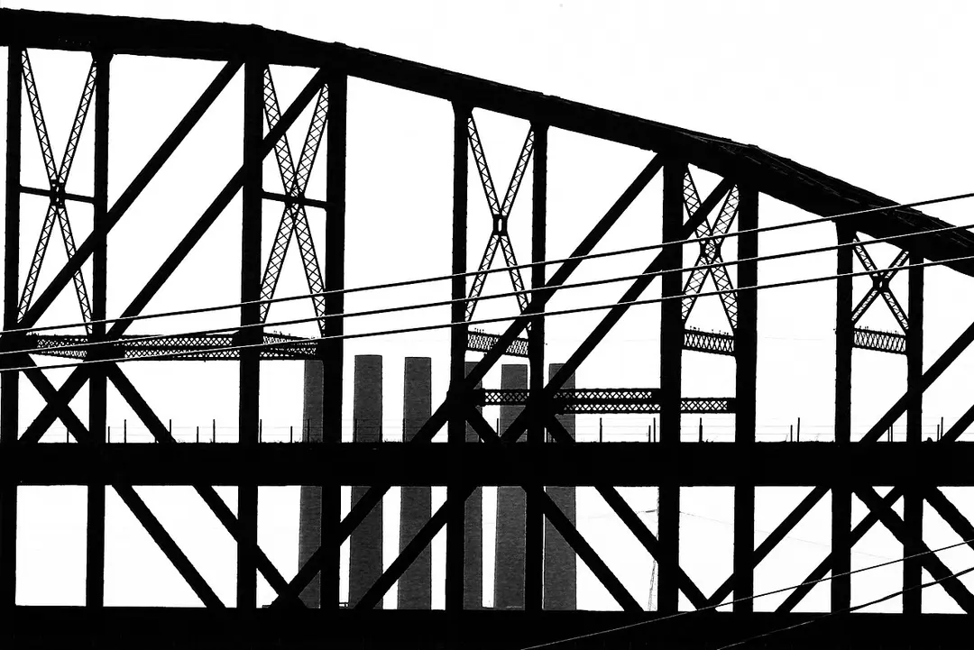 MacArthur Bridge