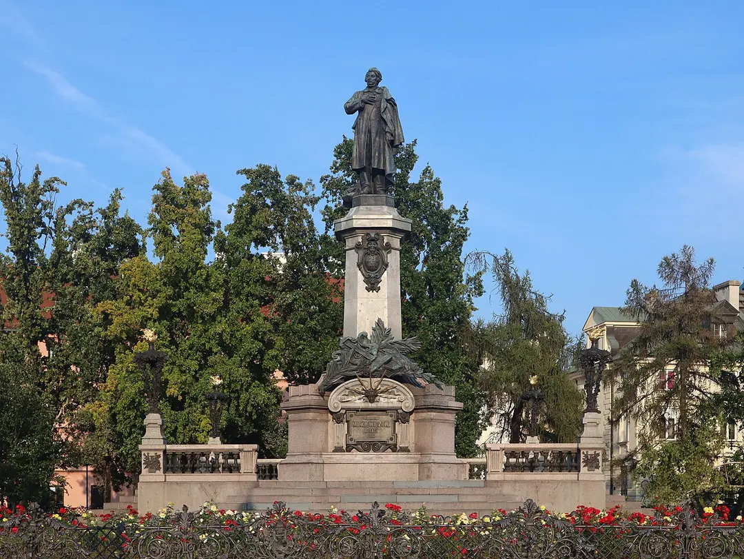 Adam-Mickiewicz-Denkmal