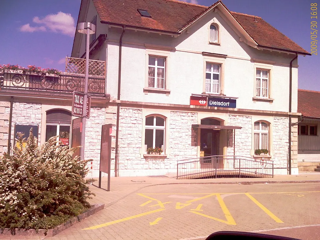 Dielsdorf railway station