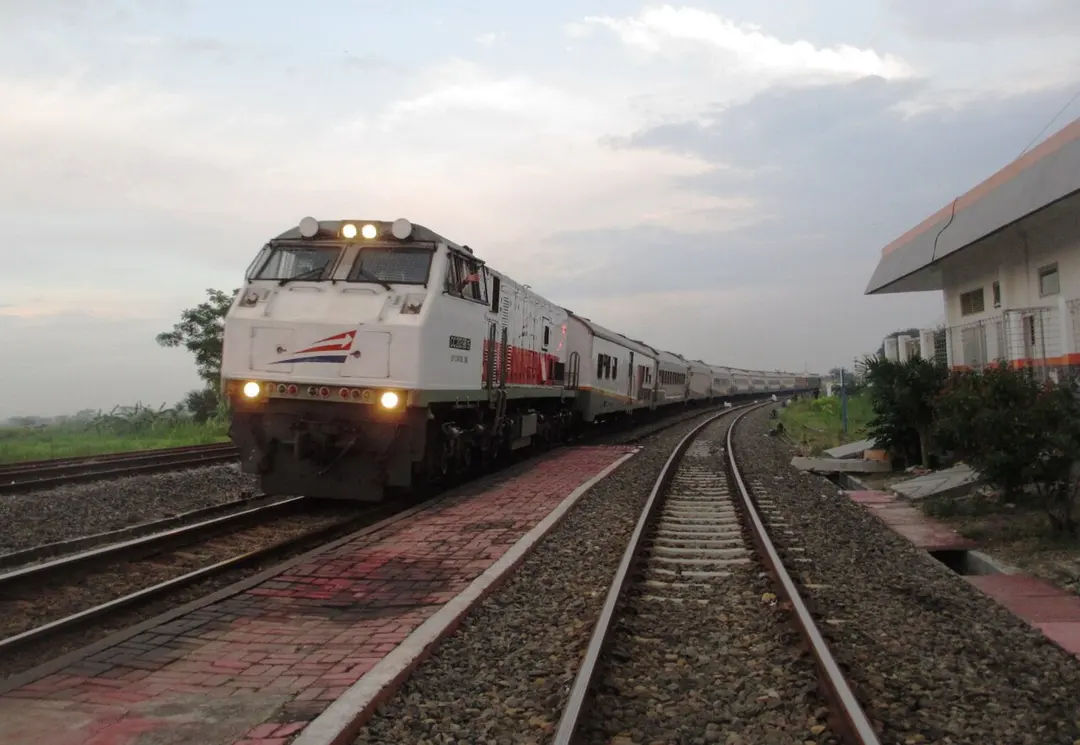 Benowo railway station