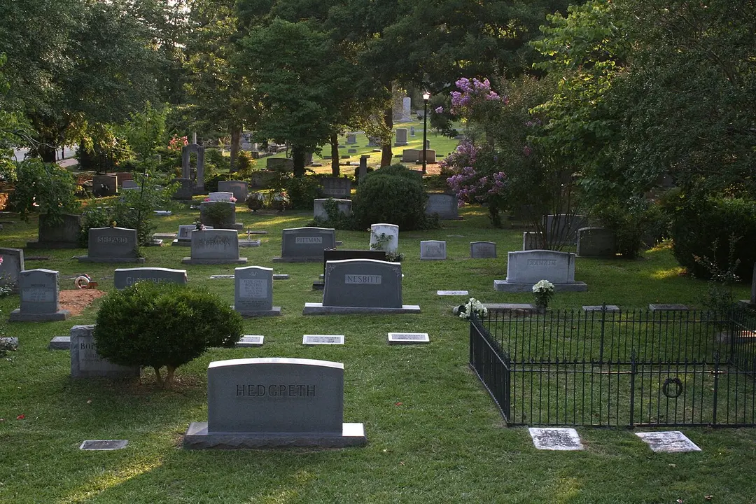 Old Chapel Hill Cemetery