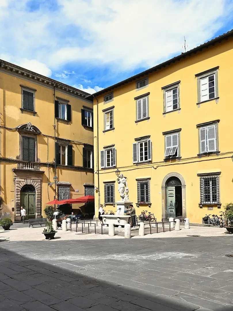 Fontana della Naiade