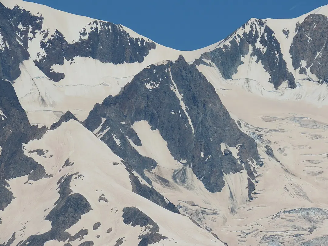 Pyramides des Aiguilles Grises
