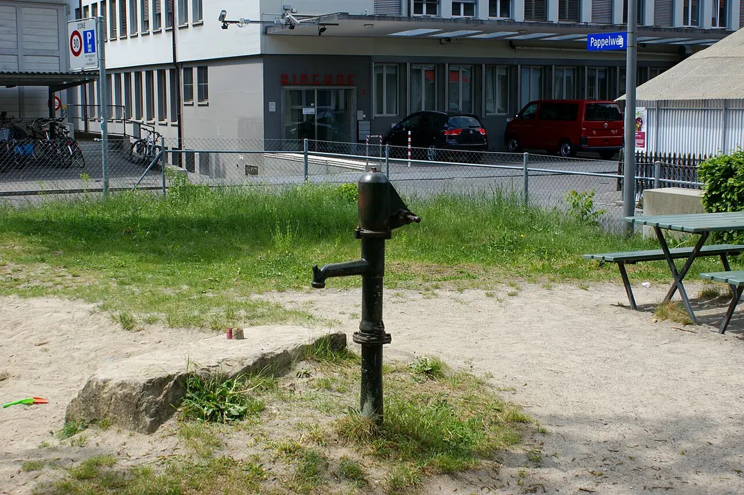 Pumpbrunnen Breitenrainpark