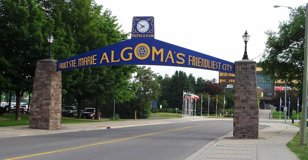 Rotary Welcome Arch