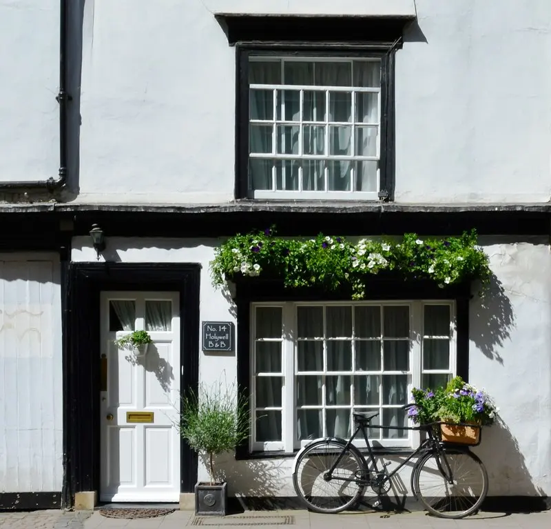 Holywell Street