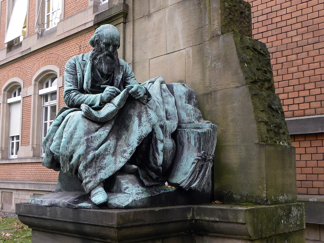Wilhelm-Lübke-Denkmal