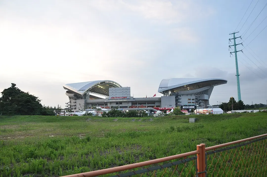 Saitama Stadium 2002