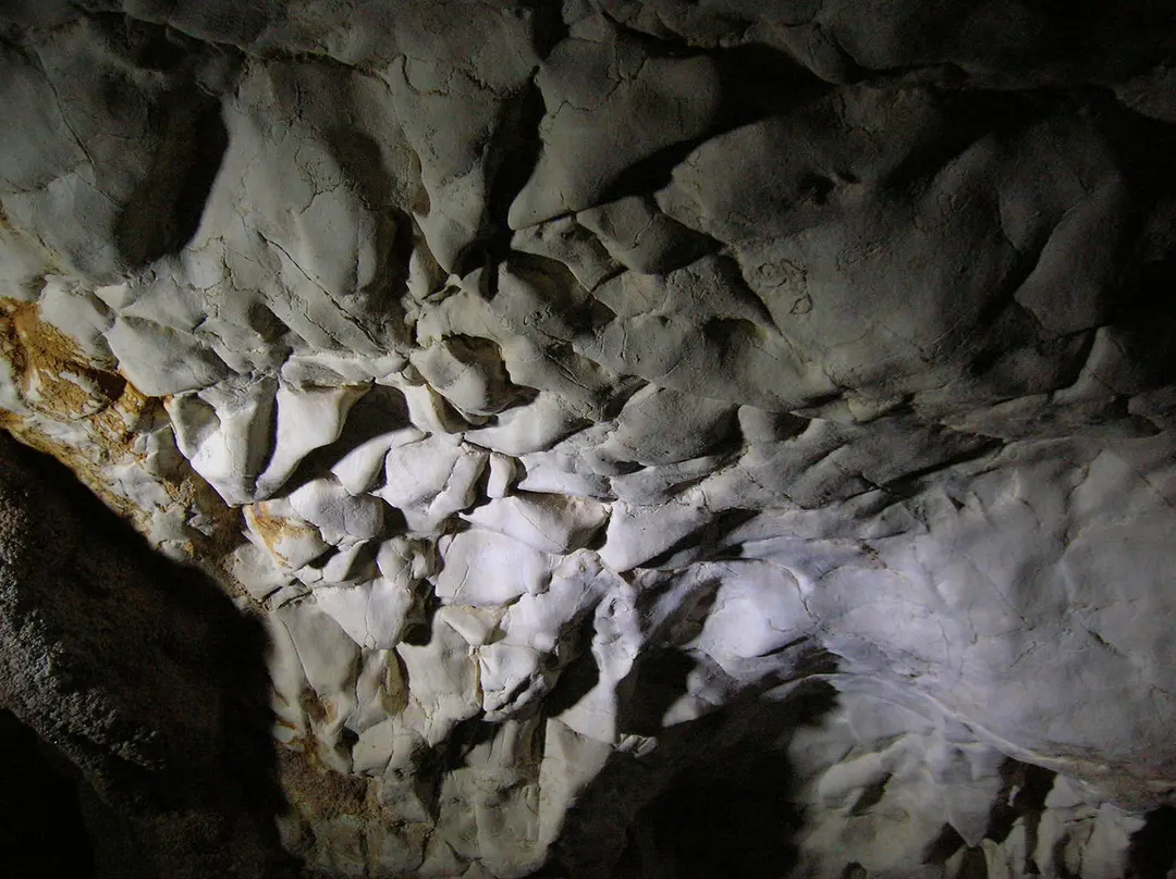 Grotte de Thaïs
