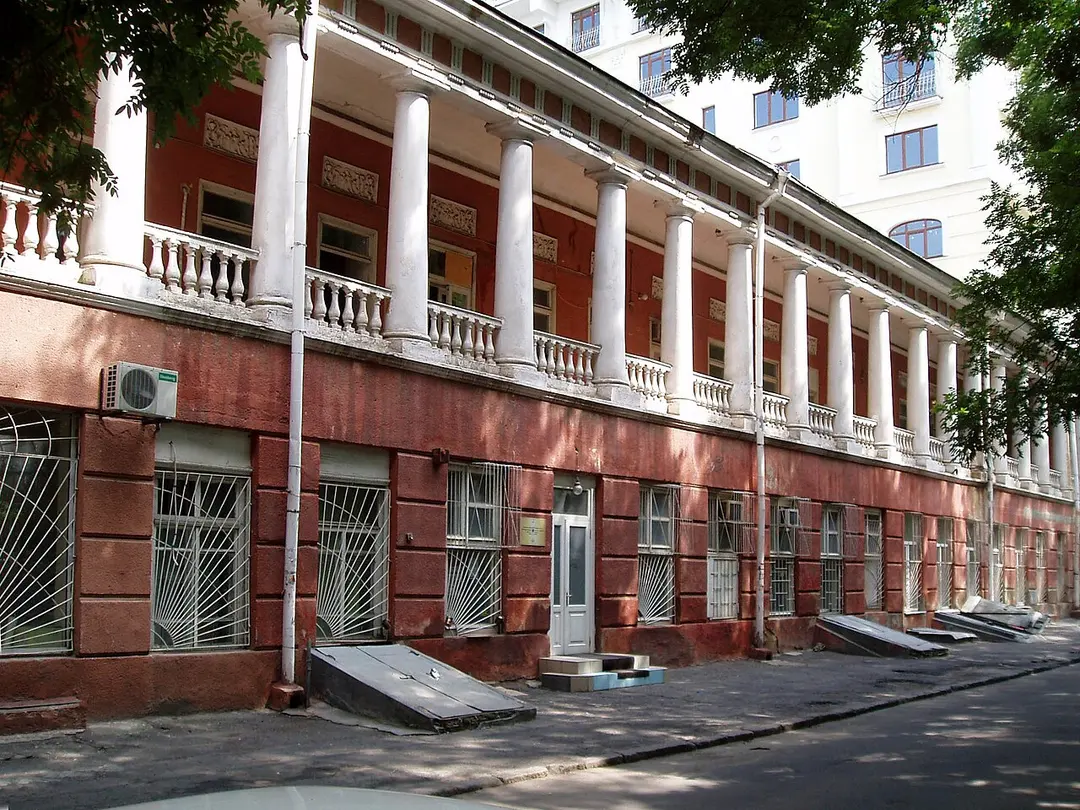 Starobazarnyi Garden Square