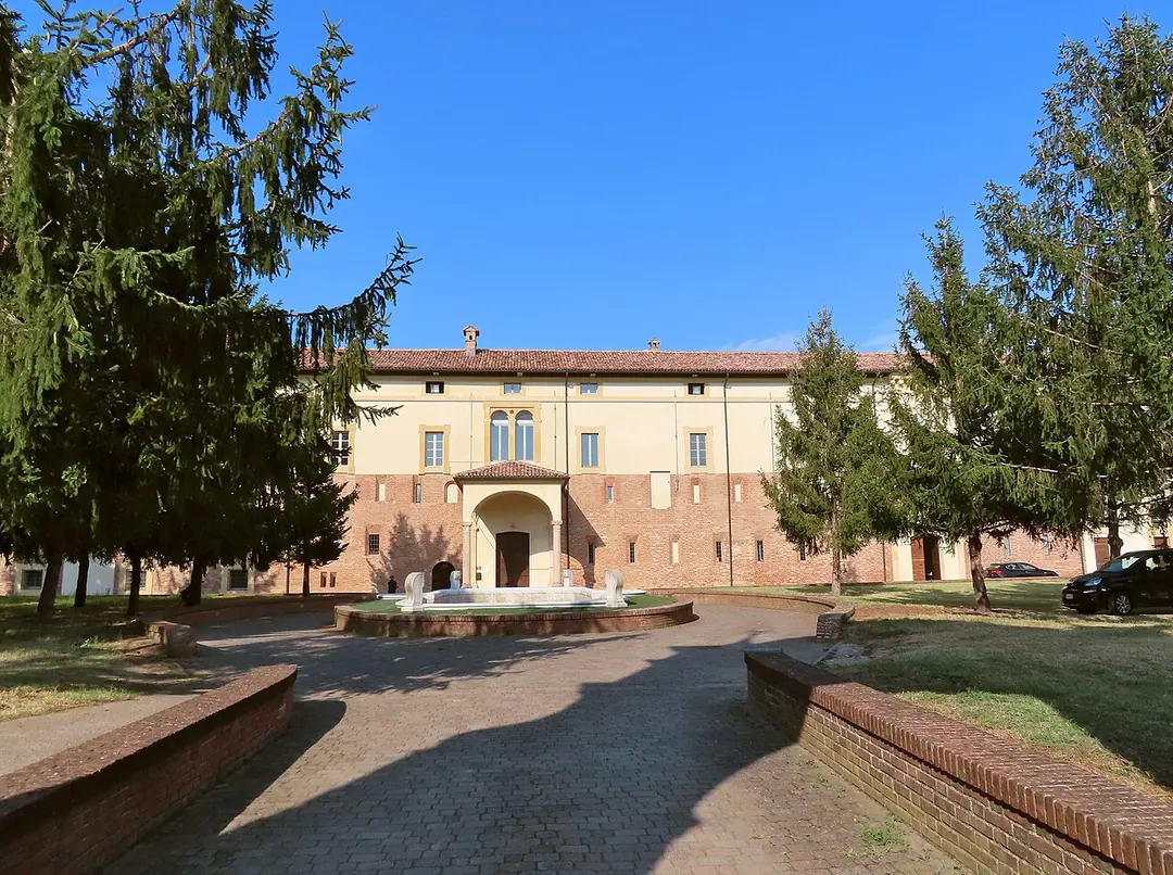 Abbazia di Chiaravalle della Colomba