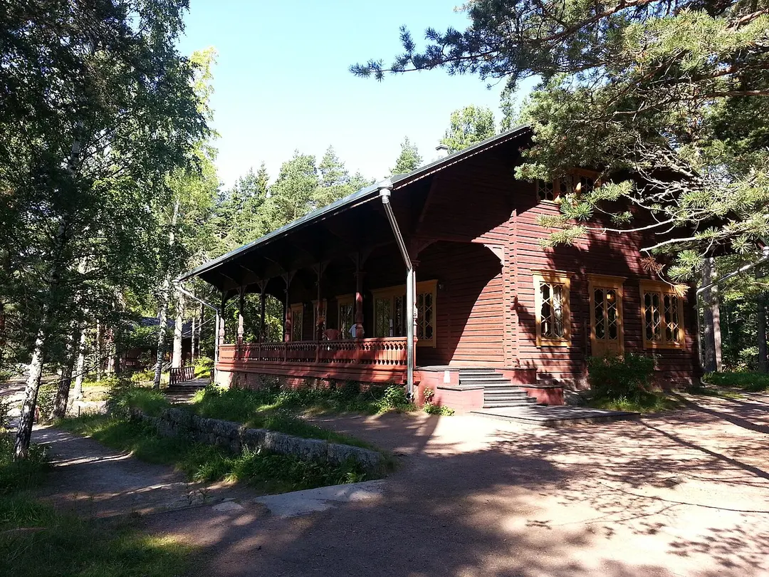 Langinkoski Imperial Fishing Lodge