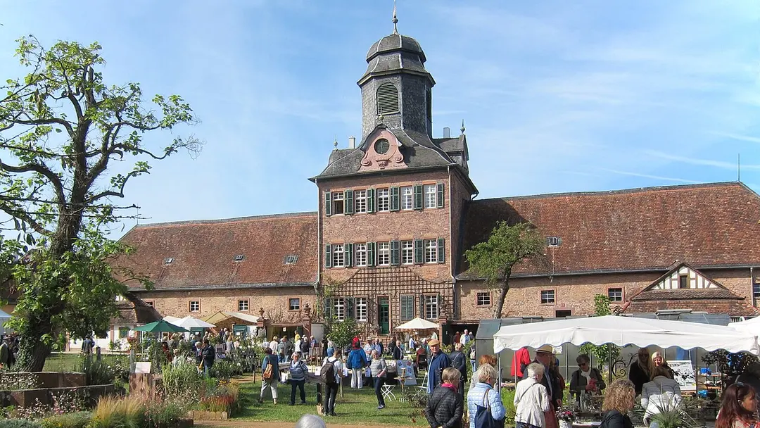 Schloss Wolfsgarten